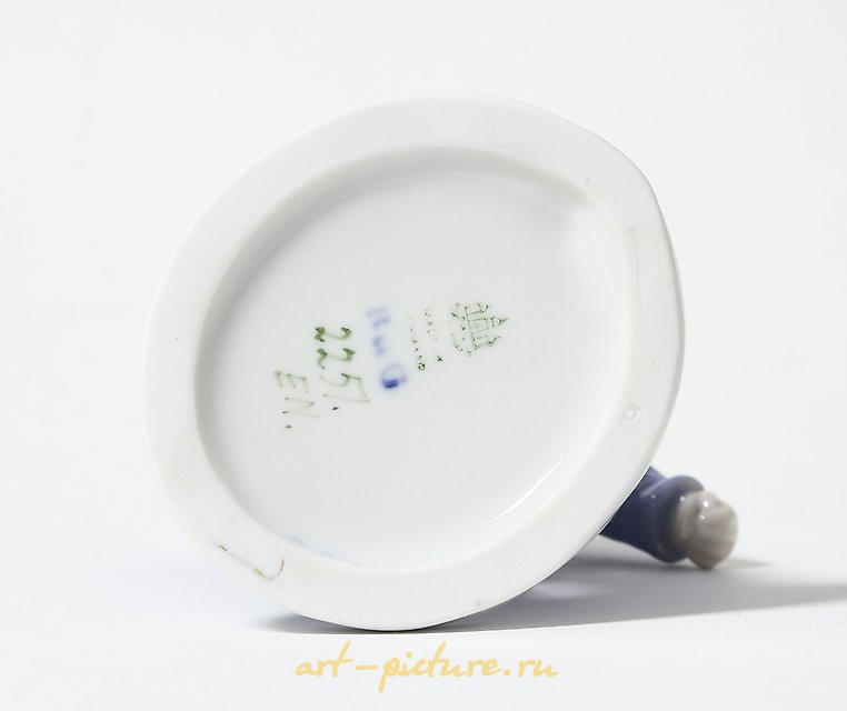 Who is calling? Denmark, City of Copenhagen, Bing & Grondahl.