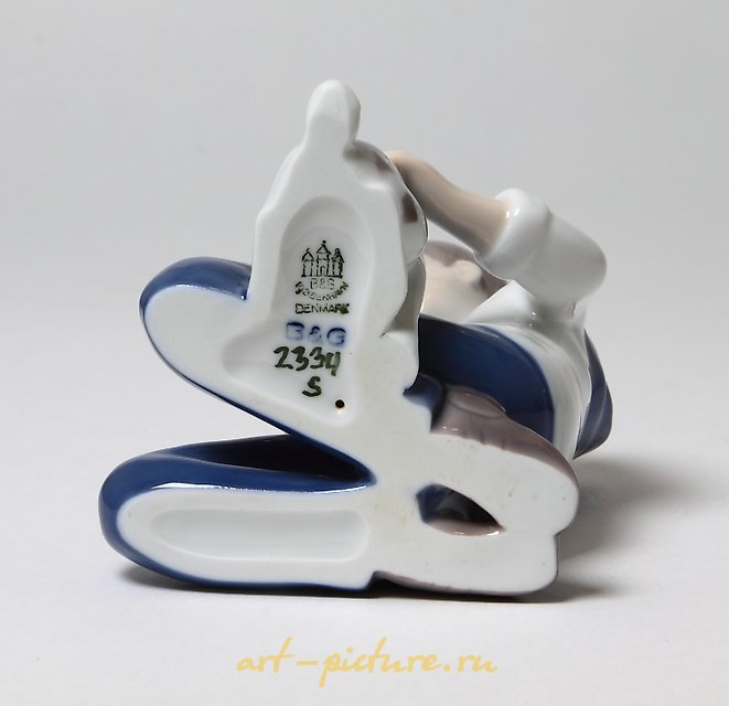 Porcelain figurine "Boy with Dog" - "Do I need to wash my face?" Bing Grondahl.