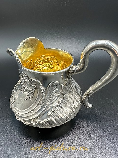 Milk jug produced by the jewelry workshop of K. Fabergé, Russian Empire.