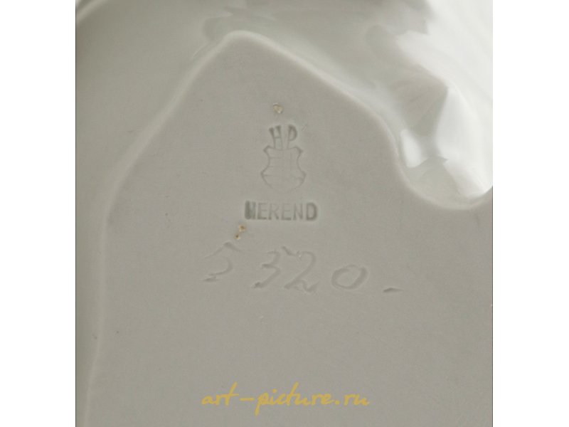 The porcelain figure "Dachshund." Herend