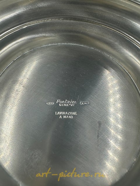 银色冰桶（冰盒），双层设计，带玻璃保温瓶。新艺术风格。