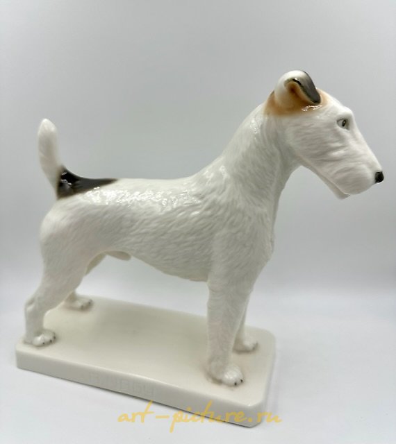 Статуэтка "Фокстерьер", произведена в 1910. Passau ﻿/ Пассау, Германия