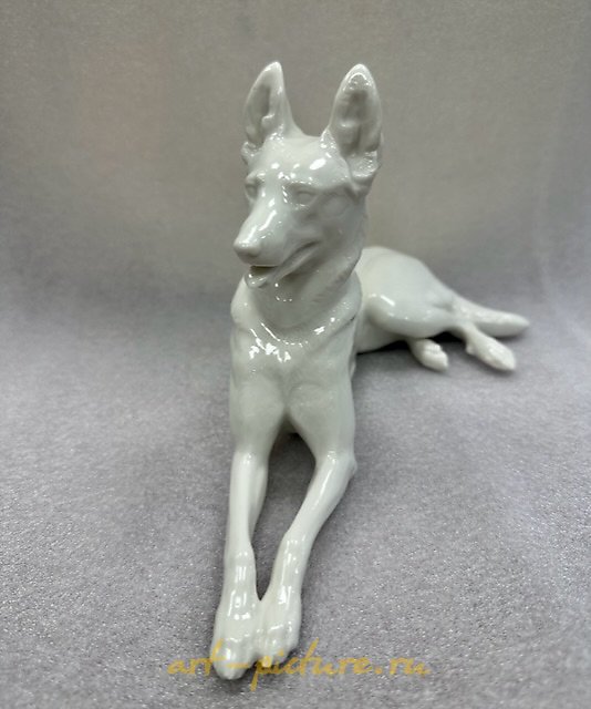 瓷制雕像（小雕塑）“德国牧羊犬”，尼姆芬堡