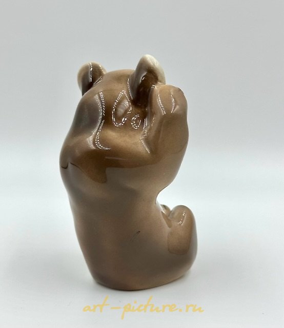 Porcelain figurine "bear with tongue" Goldscheider, 1937, model 8147
