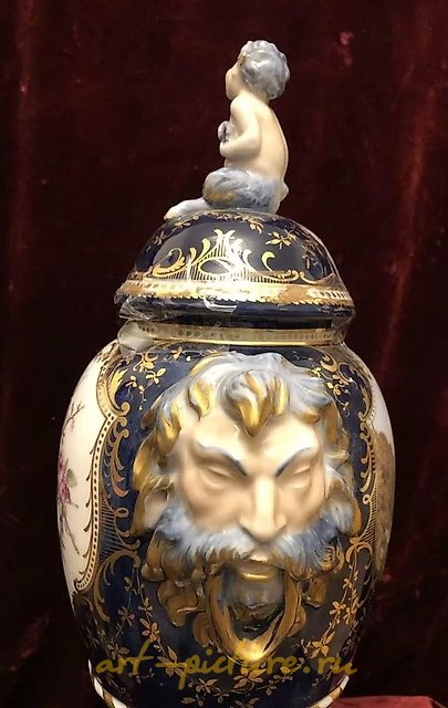 皇家哥本哈根 19 世纪花瓶