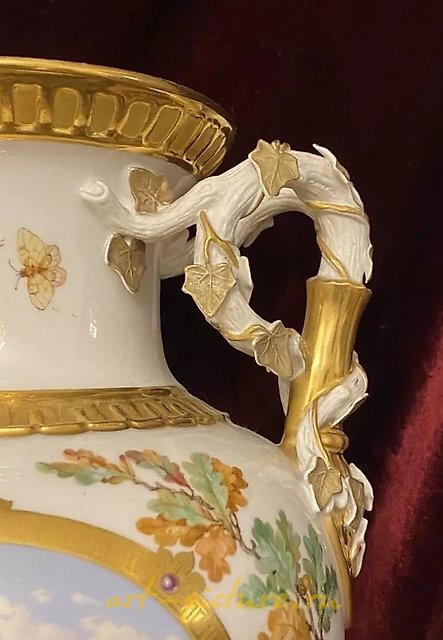 皇家哥本哈根19世纪花瓶