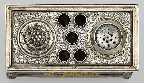 Historically significant Renaissance writing case