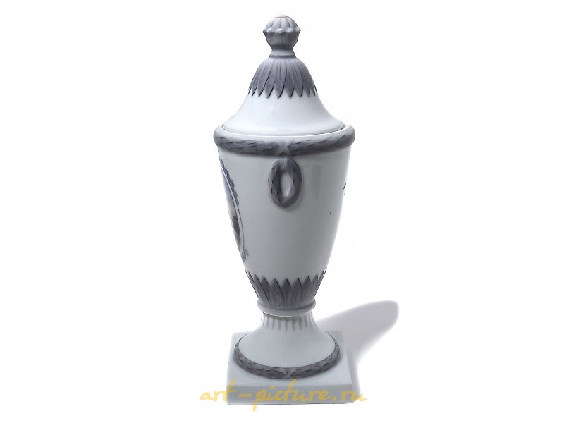 瓷花瓶（杯子）带盖。皇家哥本哈根