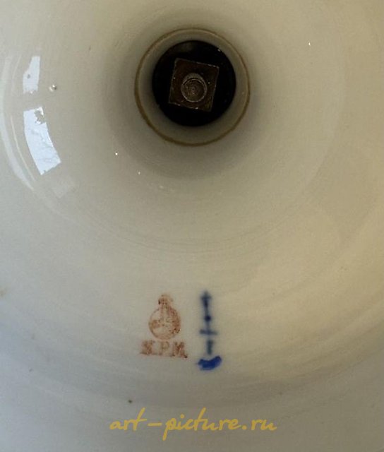 Ваза декоративная в виде кратера, в жанре «ведута» (архитектурные пейзажи) KPM