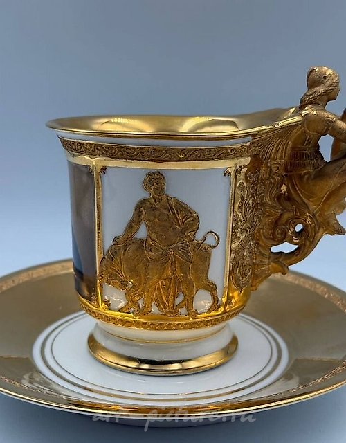 Чашка с блюдцем и портретом Фридриха Великого КРМ 1870 г