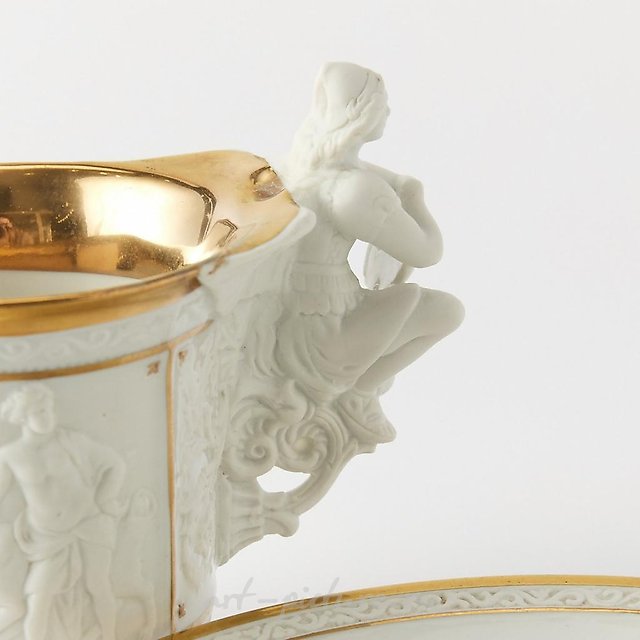 Чашка с фигурной ручкой в виде Архангела Михаила с блюдцем RPM