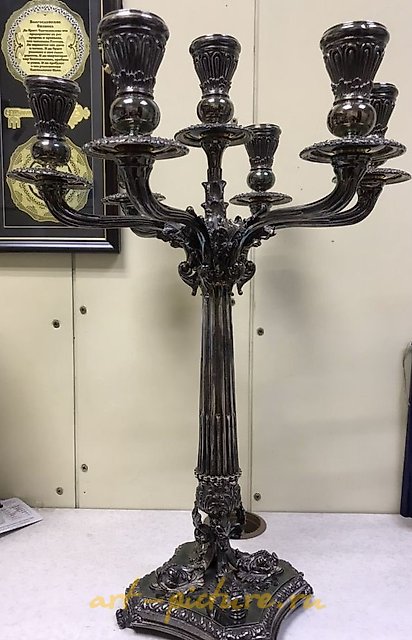 The translation of "Канделябр STANCAMPIANO EUGENIO, Palermo" into English is "Candelabrum STANCAMPIANO EUGENIO, Palermo."