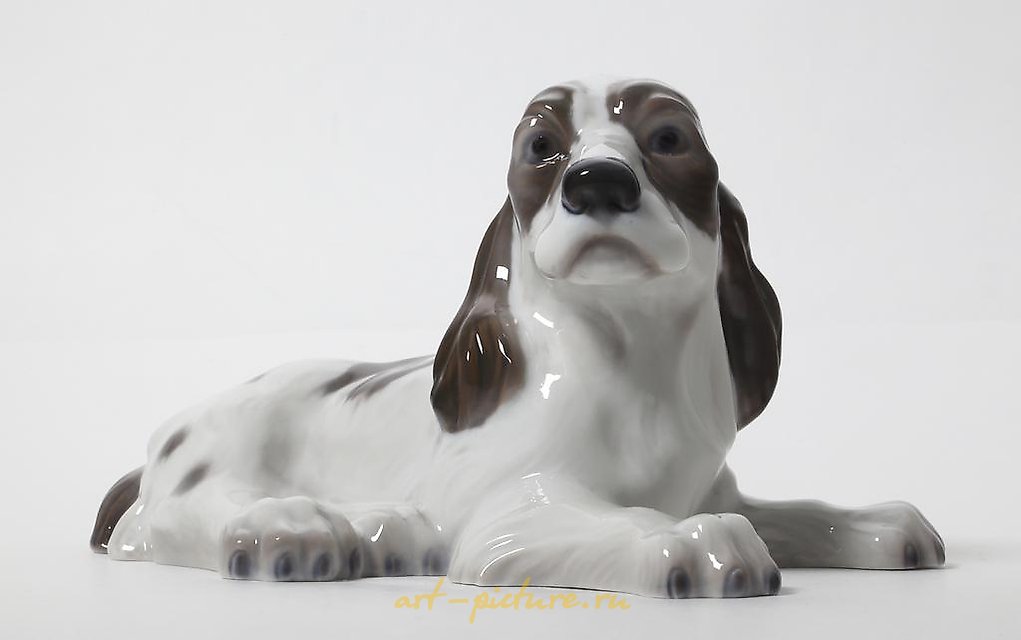 Spaniel. Denmark, Lyngby Porcelain