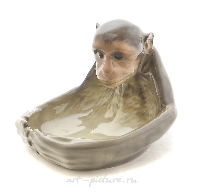 瓷制猴子花瓶。Rorstrand，1926年。