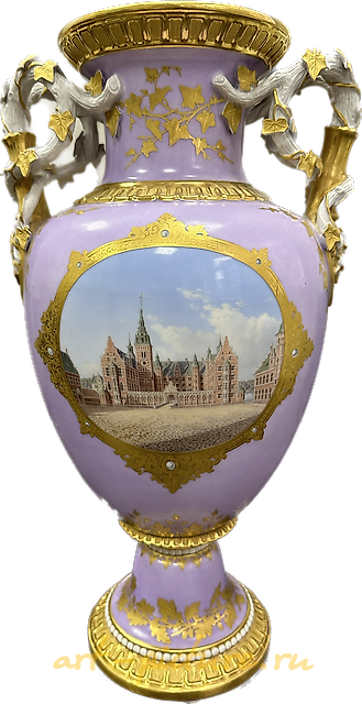 皇家哥本哈根19世纪花瓶