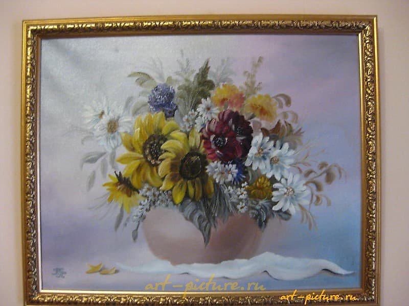 The translation of "Букет 'Нежность'" into English is "Bouquet 'Tenderness'."