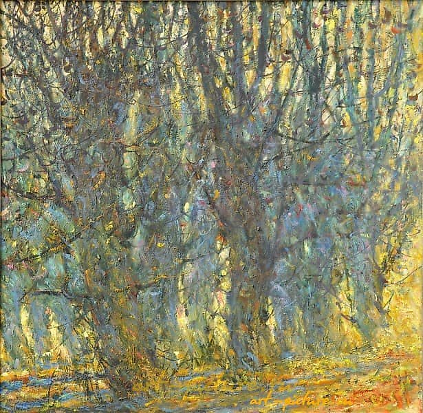 The text "Роща х м" translates to "Grove x m" in English. However, "x m" seems to be a placeholder or variable, and its meaning would depend on the context. If you need further assistance or context, feel free to provide more details!