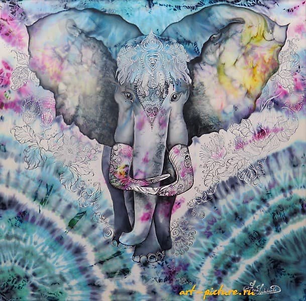 The translation of "Elephant холодный батик" into English is "Elephant cold batik."
