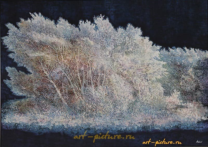 The text translates to "Blue field Silk-hot batik" in English.