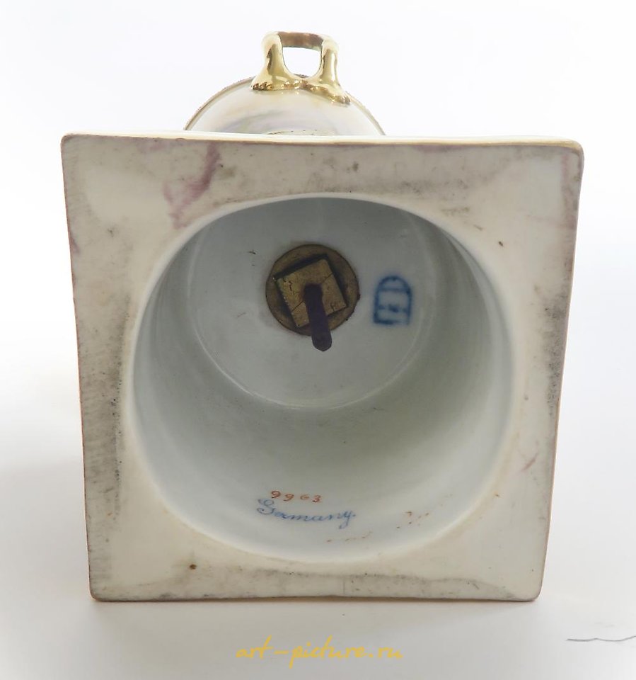 Royal Vienna Porcelain , 19TH C. PAIR OF HAND PAINTED ROYAL VIENNA URNS/VASES