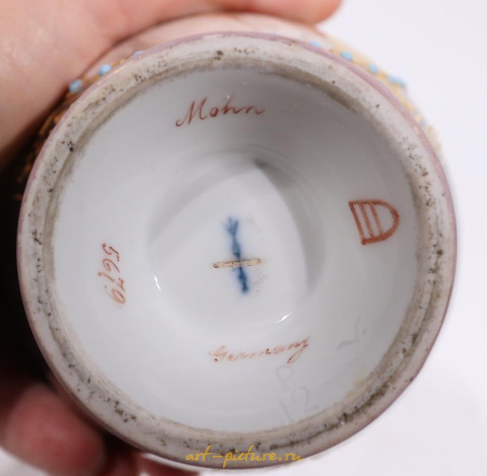 Royal Vienna , Фарфоровое кашпо Tiffany & Co. Private Stock с золотым украшением и голубой глазурью