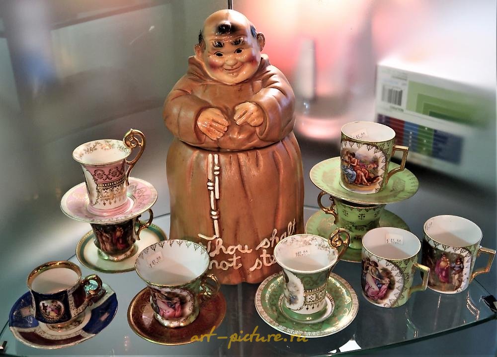 Royal Vienna Porcelain , VINTAGE ROYAL VIENNA PORCELAIN CUP & SAUCER