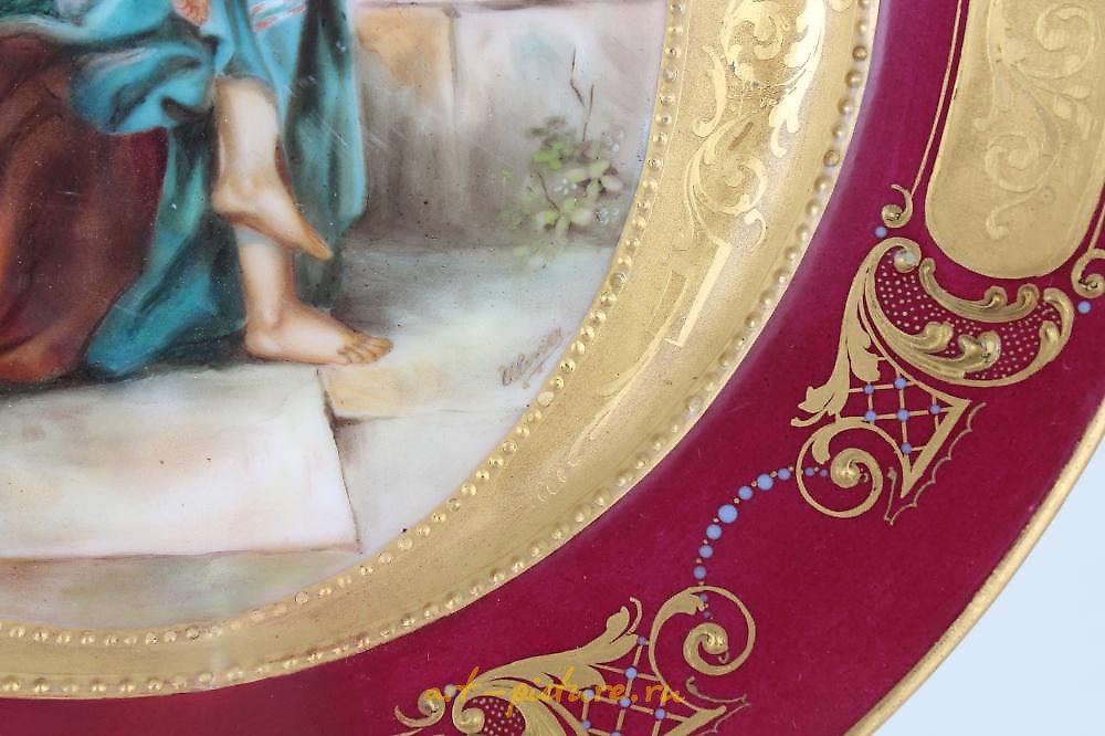 Royal Vienna , Античная фарфоровая тарелка Королевской Вены с росписью и подписью