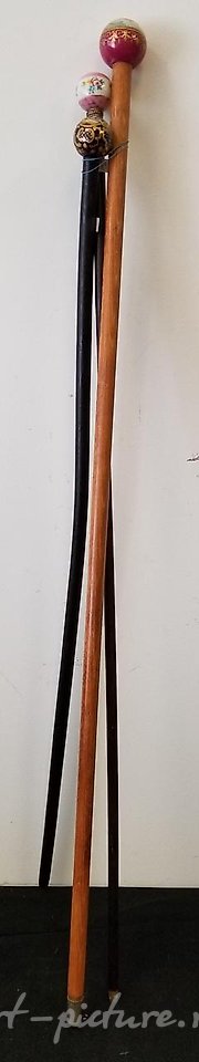 Royal Vienna Porcelain , Lot of 7 Glass & Porcelain Hands