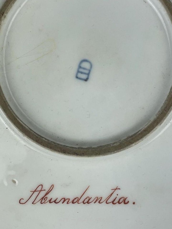 Royal Vienna Porcelain , LARGE ROYAL VIENNA CHARGER