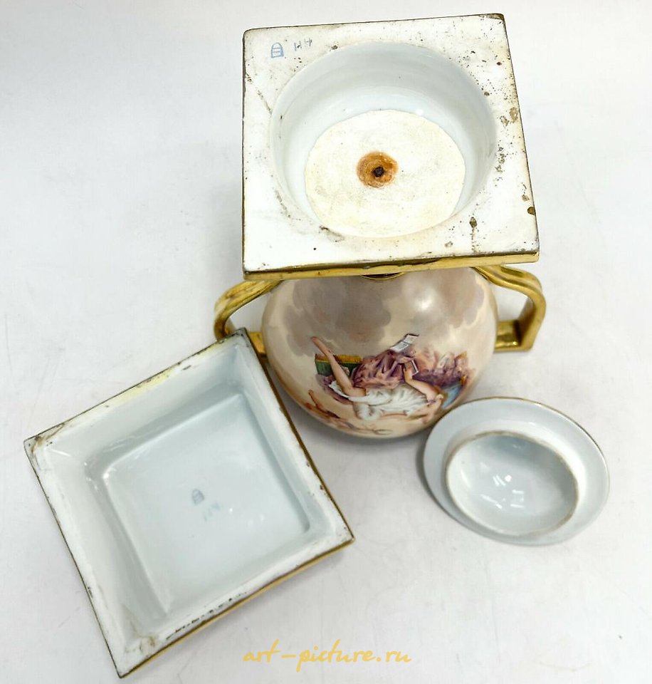 Royal Vienna Porcelain , Royal Vienna Austrian Hand Painted Porcelain Twin Handled Ur...