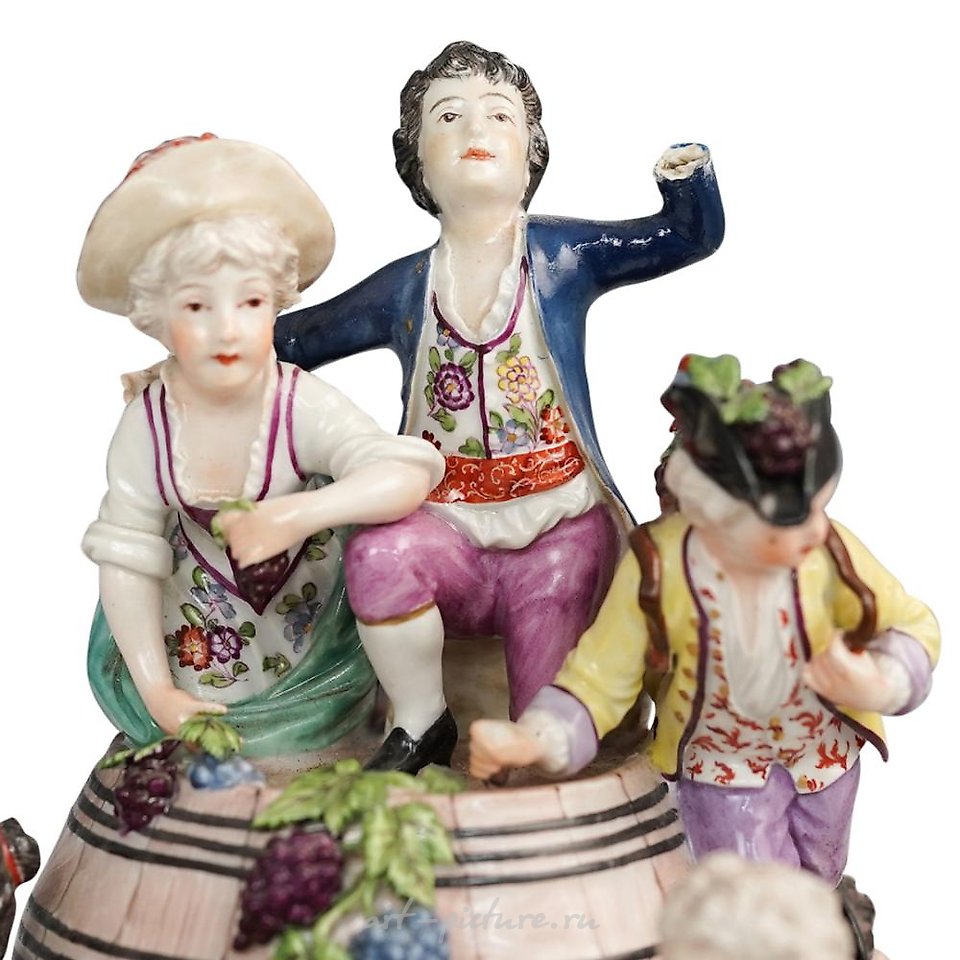 Royal Vienna Porcelain , Antique Royal Vienna Porcelain Grouping