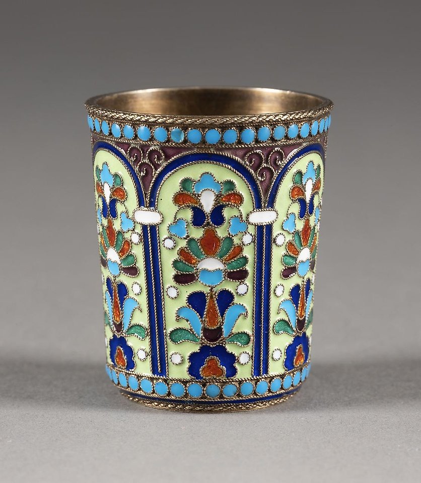 俄罗斯银 , 带有隔板的伏特加酒杯架