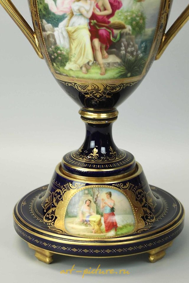 Royal Vienna Porcelain , 19TH C COBBLE BLUE LARGE VASE, ROYAL VIENNA, HAND-PAINTED