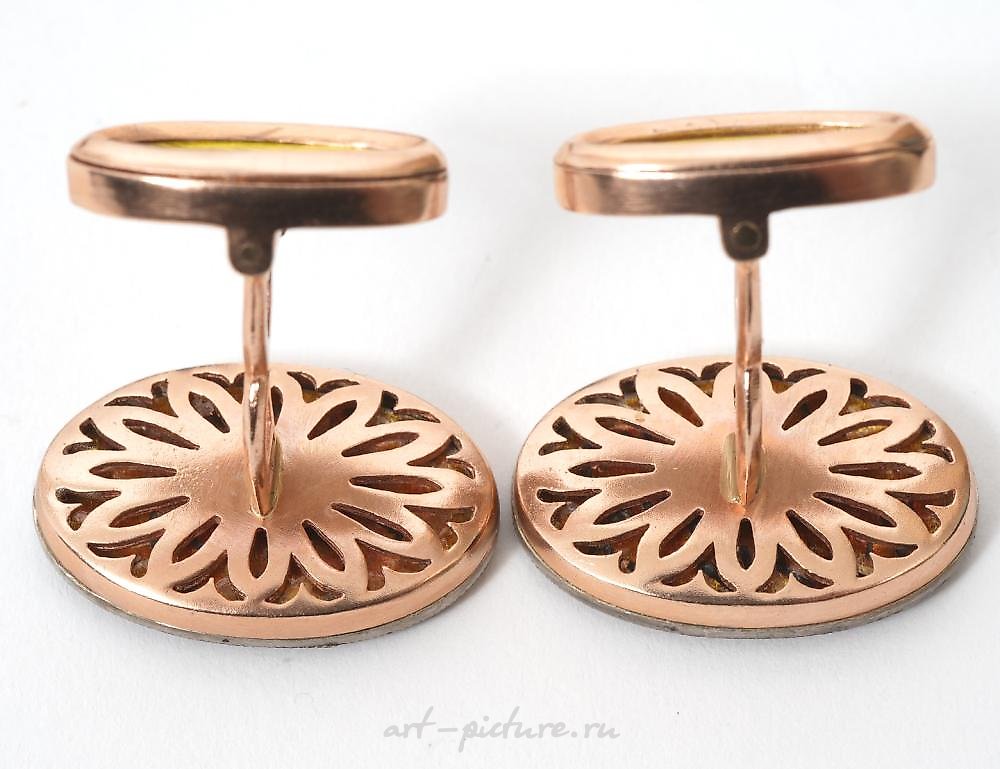 Русское серебро , Пара винтажных овальных запонок в императорском русском стиле