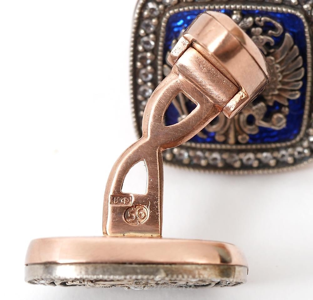 俄罗斯银 , 一对复古袖扣