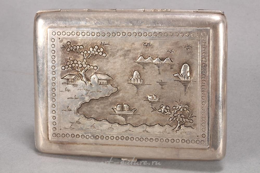 俄罗斯银 , 银烟盒。