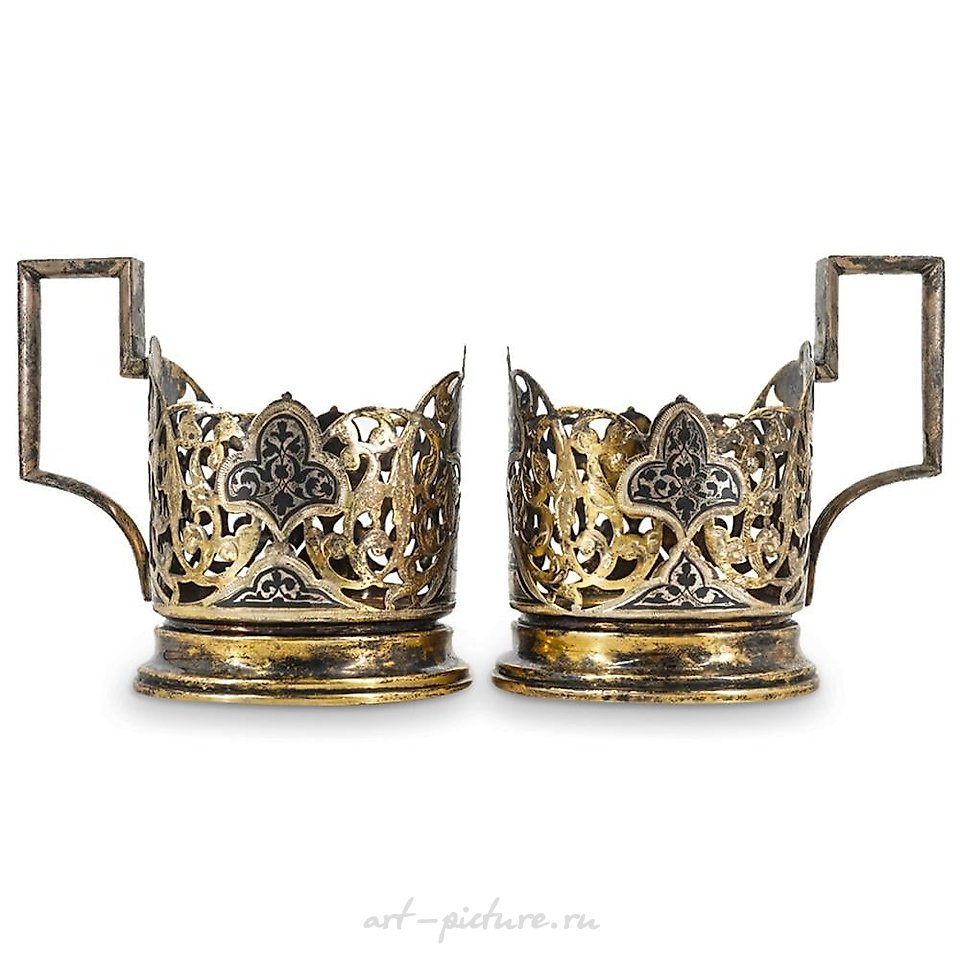 俄罗斯银 , 一对古老的俄罗斯银制小杯