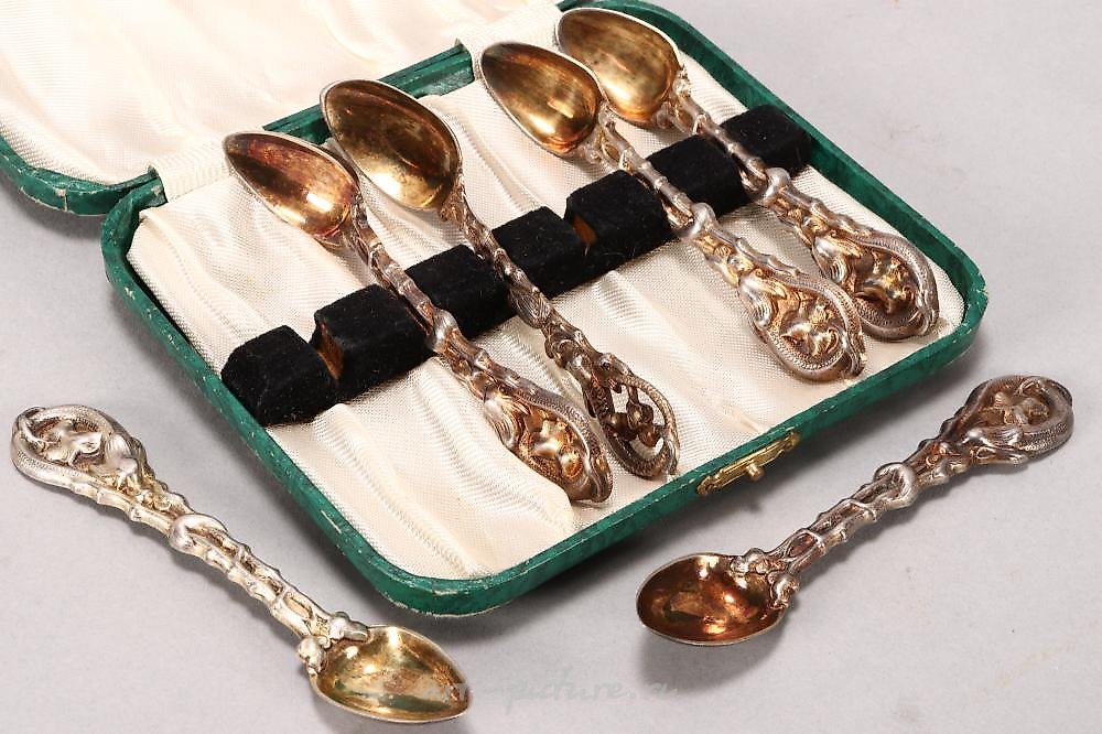 Русское серебро , Серебряный набор столовых предметов