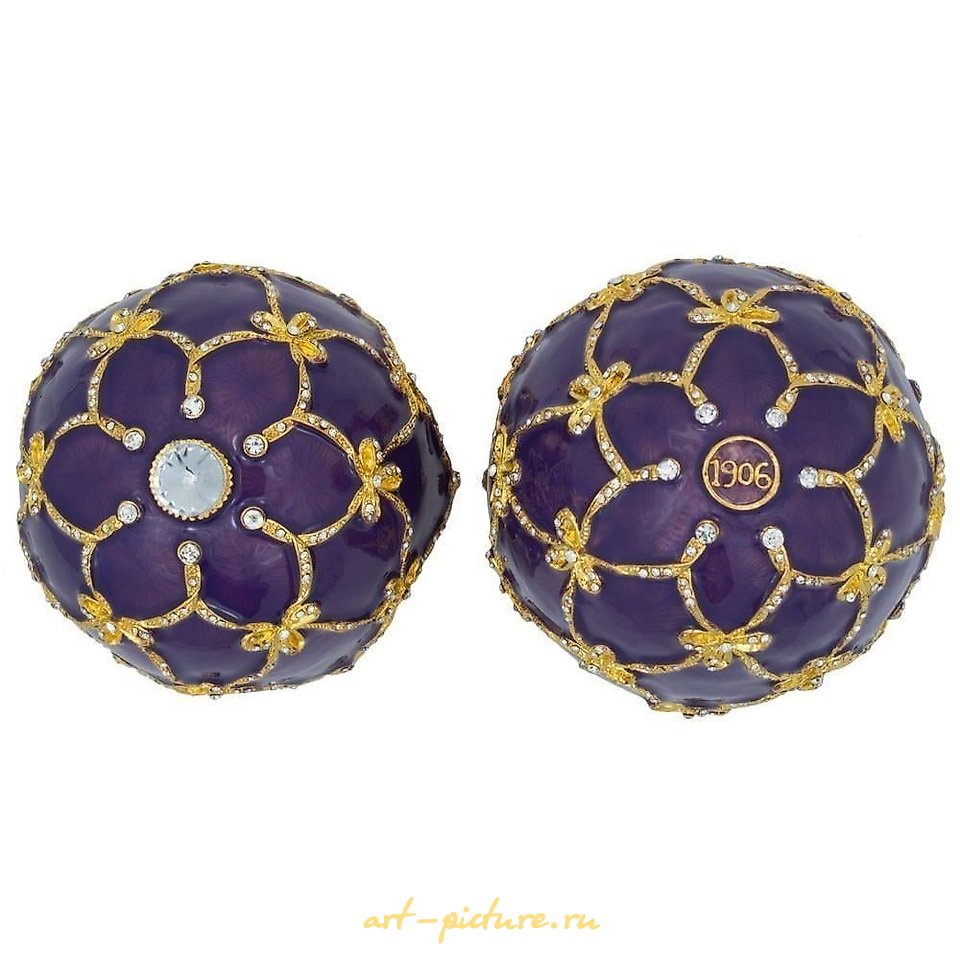 俄罗斯银 , 俄罗斯皇家艺术风格的“天鹅”蛋（1906年）