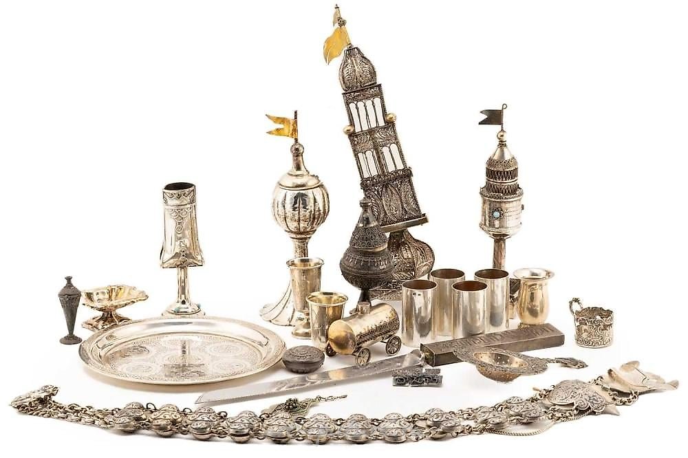 俄罗斯银 , 六个镶嵌着绿松石的基迪什杯