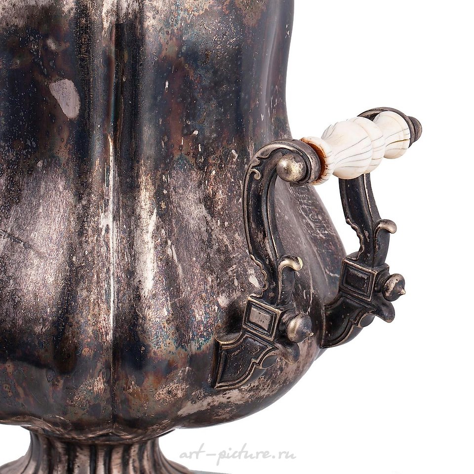 俄罗斯银 , 皇家俄罗斯茶炉