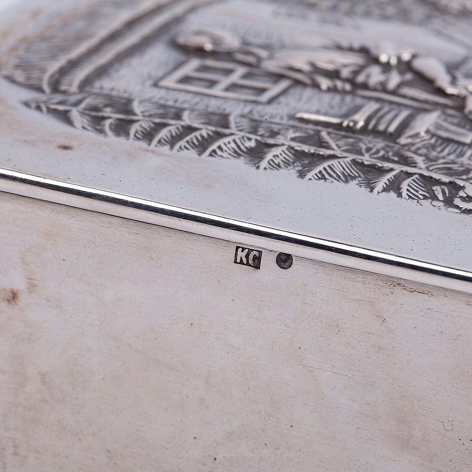 俄罗斯银 , 有趣的俄罗斯铸造的镀金银盒