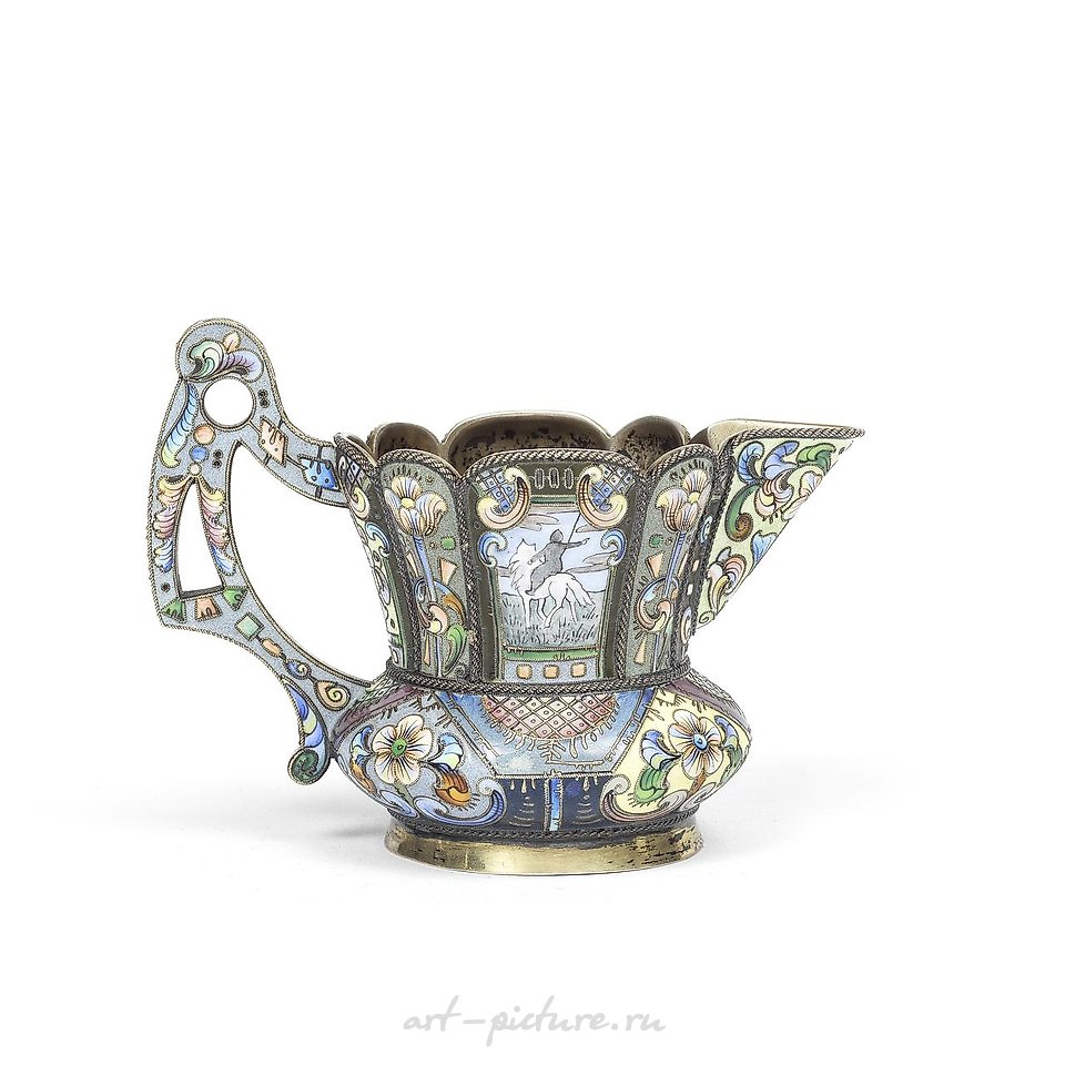 Русское серебро , Кувшин из русского серебра с позолотой