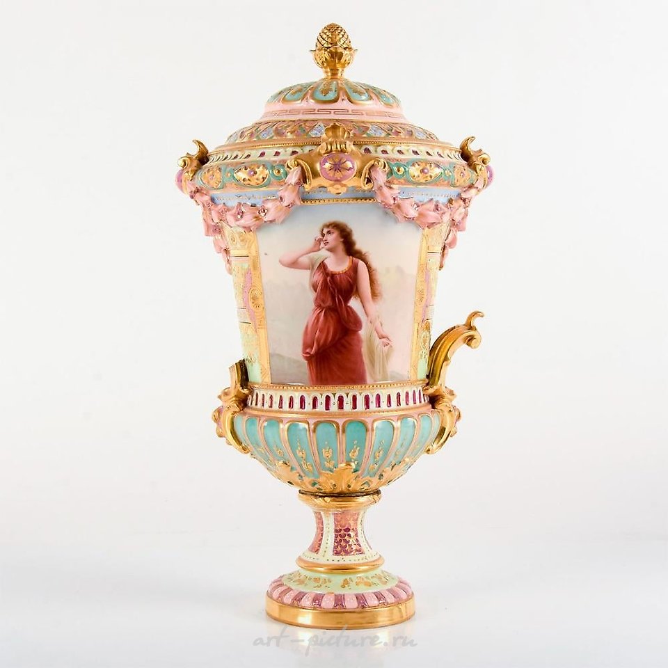 Royal Vienna Porcelain , Antique Royal Vienna Porcelain Large Covered Jewelry Box