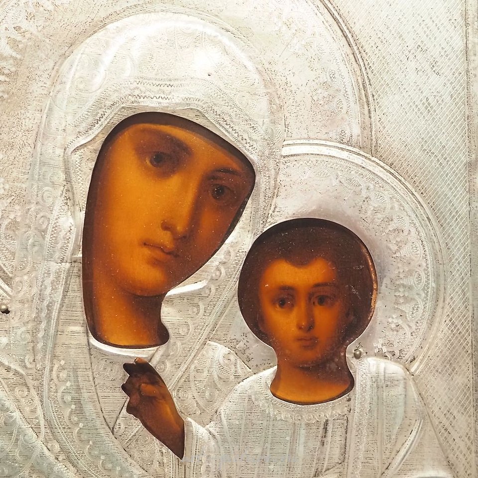 Русское серебро , Русская икона 19 века, роспись на дереве с серебром