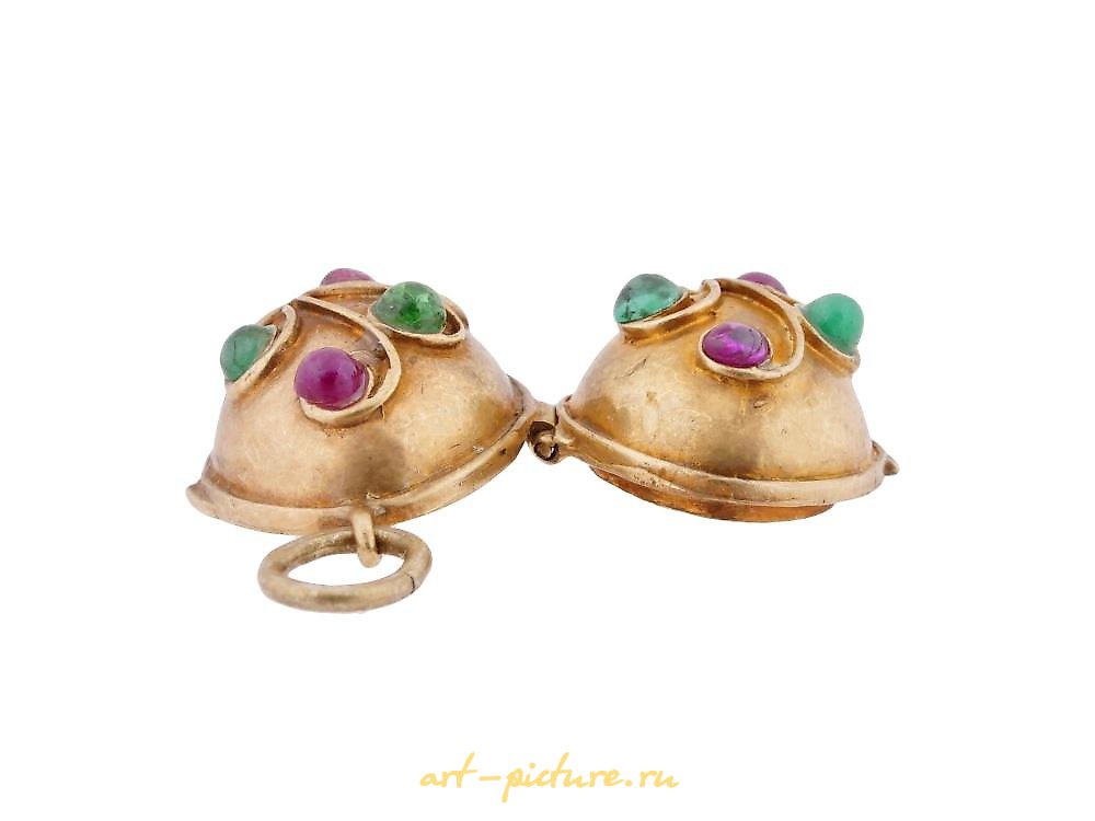 Русское серебро , Русская серебряная подвеска-медальон в форме яйца с позолотой и драгоценными камнями