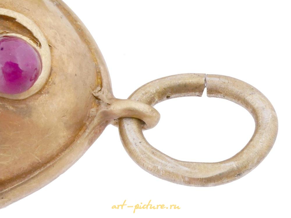 Русское серебро , Русская серебряная подвеска-медальон в форме яйца с позолотой и драгоценными камнями