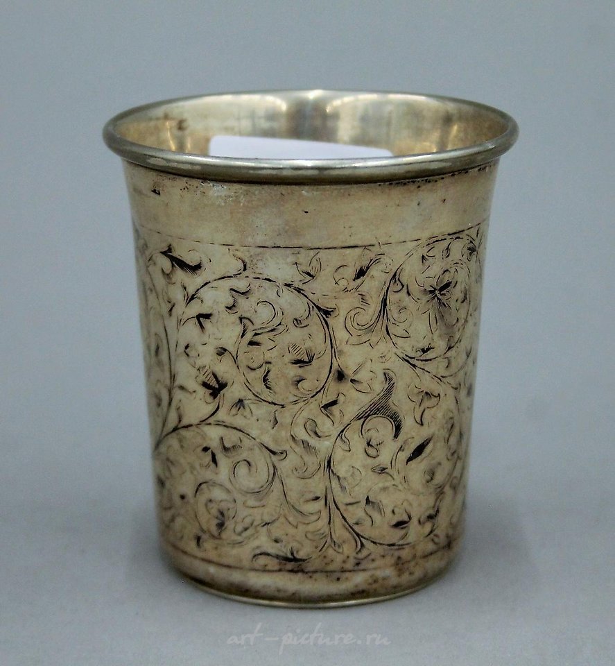 Русское серебро , Русская серебряная чашка. Высота 8,5 см. Вес 101 грамм.