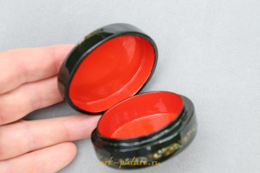 Russian silver , Beautiful Lady, hand-painted Russian lacquer miniature Fedos...