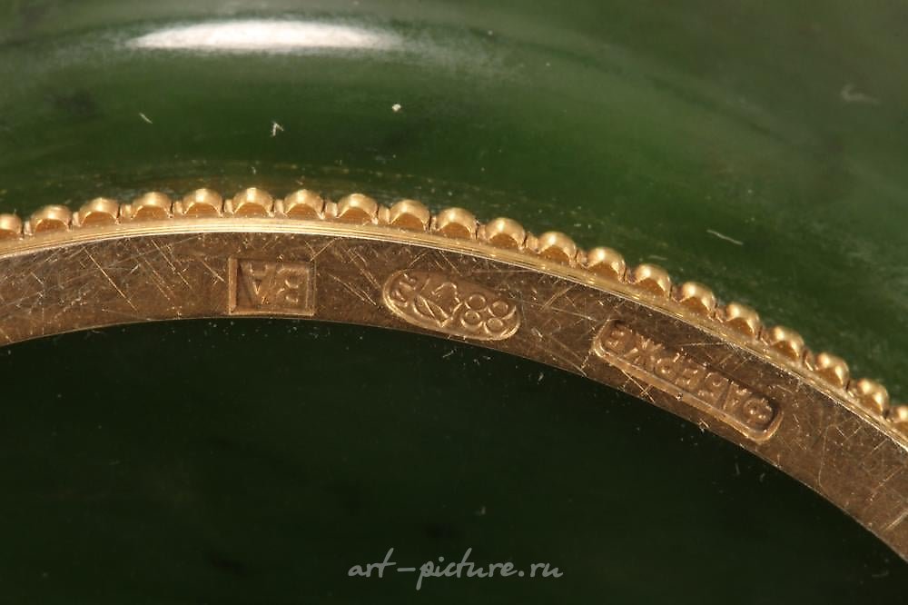 Русское серебро , Бокал из тонкого русского серебра и эмали.